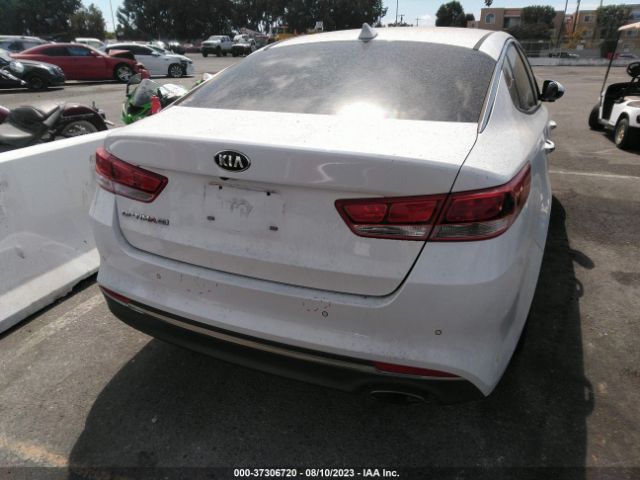 5XXGT4L35JG239191 KIA Optima Lx