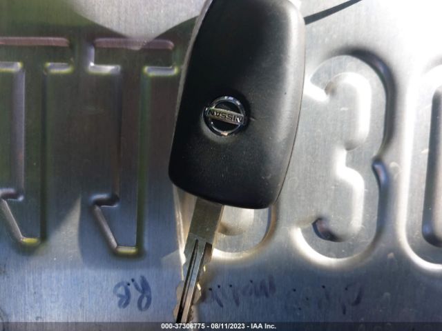 JN1BJ1AW4MW661129 Nissan Rogue Sport S