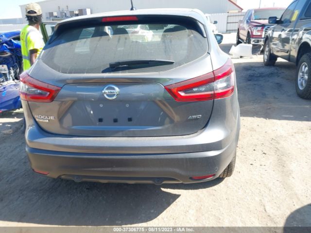 JN1BJ1AW4MW661129 Nissan Rogue Sport S
