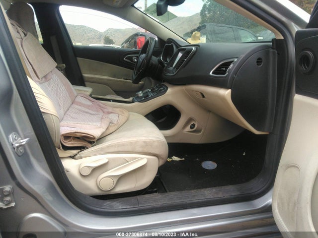 1C3CCCAB8FN635215 Chrysler 200 Limited