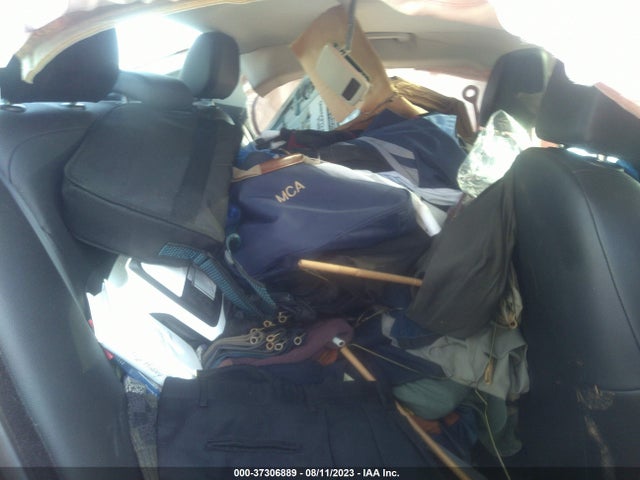 2019 JAGUAR XE SAJAR4FX1KCP49348 Photo 7