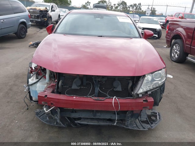 JTHBW1GGXF2099180 Lexus Es 300h Hybrid