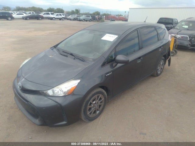 Toyota Prius V Two/five/three/four 2017 JTDZN3EU7HJ057727 Image 2