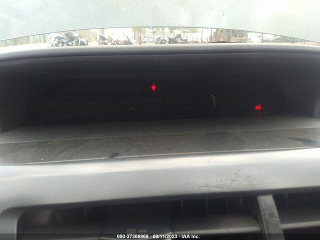 Toyota Prius V Two/five/three/four 2017 JTDZN3EU7HJ057727 Image 13