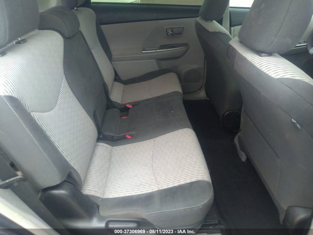 Toyota Prius V Two/five/three/four 2017 JTDZN3EU7HJ057727 Image 14