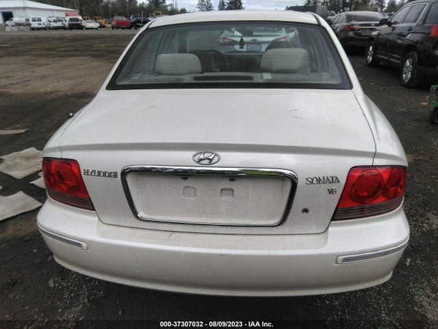 2004 HYUNDAI SONATA GLS/LX VIN: KMHWF35H84A981716