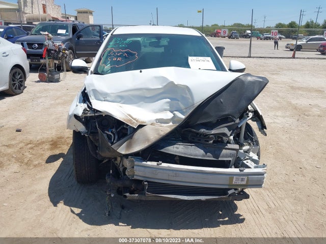 Chevrolet SONIC LT 2016 1G1JC5SB8G4130045 Image 5