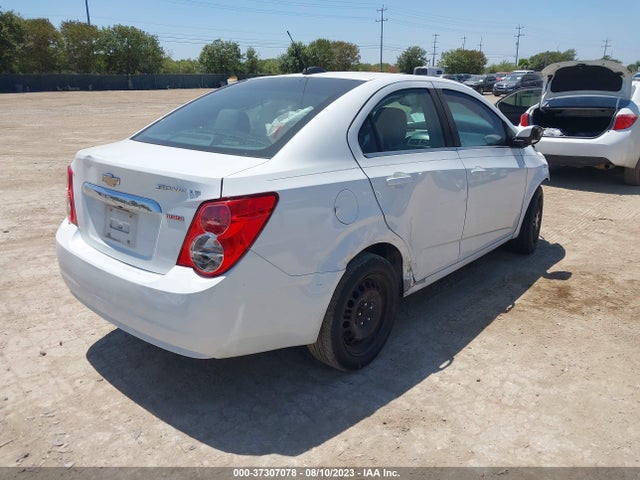 Chevrolet SONIC LT 2016 1G1JC5SB8G4130045 Image 11