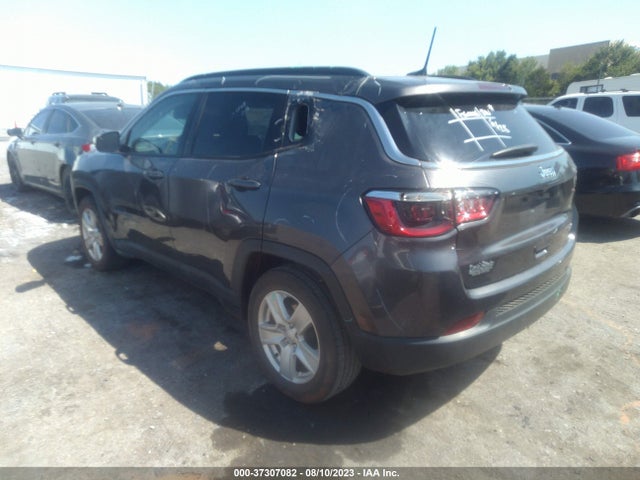 3C4NJCBB7NT156470 Jeep Compass Latitude