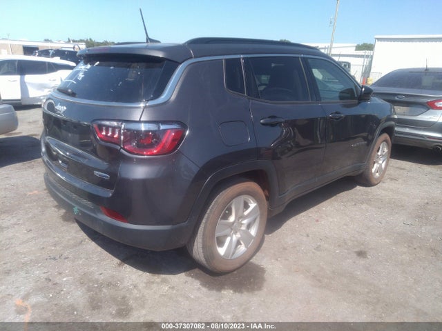 3C4NJCBB7NT156470 Jeep Compass Latitude