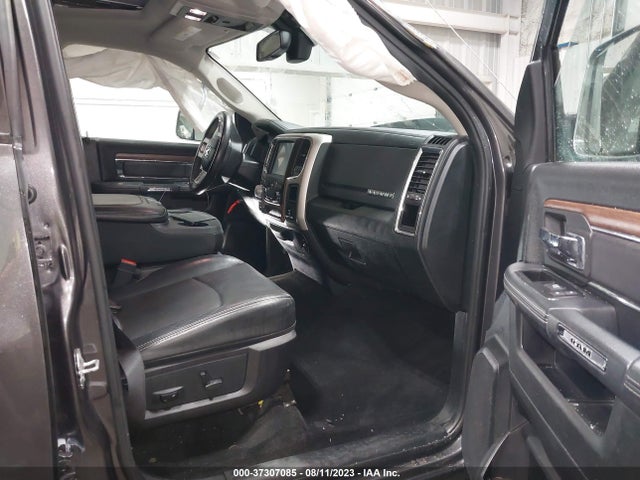 1C6RR7VT5ES268621 RAM 1500 Laramie