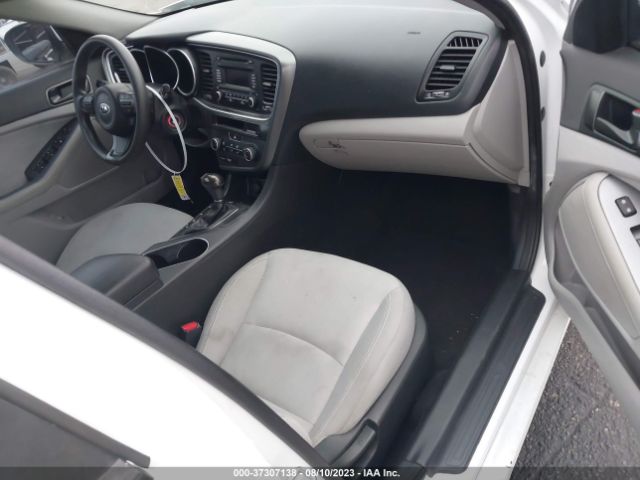 5XXGM4A79EG307209 KIA Optima Lx