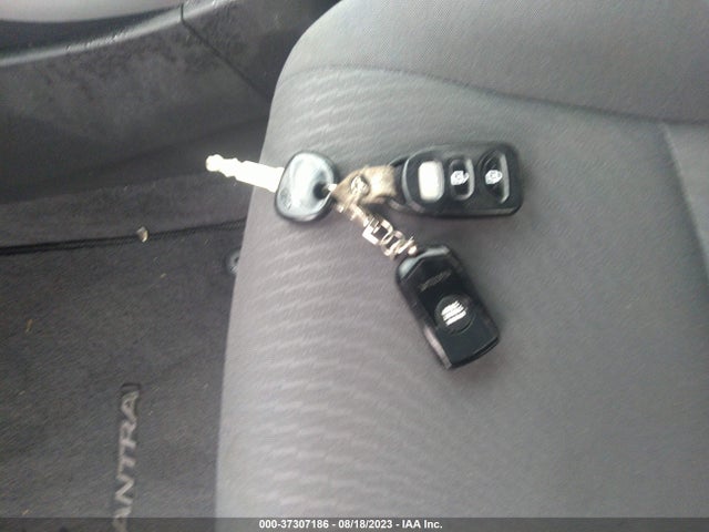 2015 HYUNDAI ELANTRA SE VIN: KMHDH4AE7FU300577
