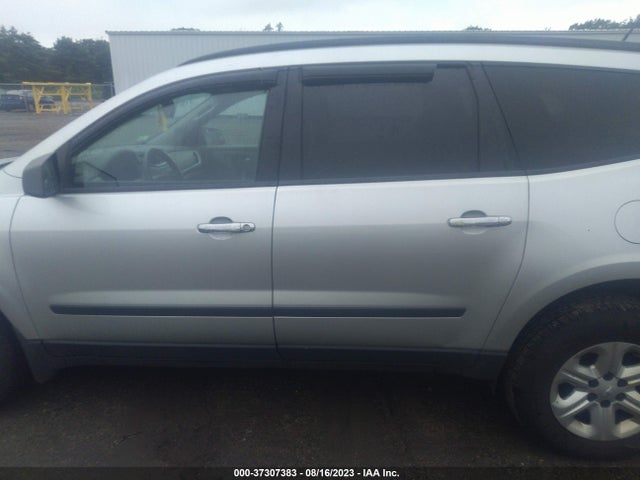 Chevrolet Traverse Ls 2016 1GNKVFED3GJ251079 Image 14