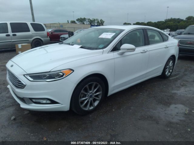 3FA6P0HD1HR116337 Ford FUSION SE