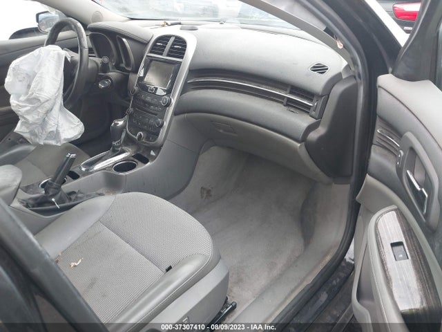 Chevrolet MALIBU 1LT 2015 1G11C5SL4FF255037 Image 5