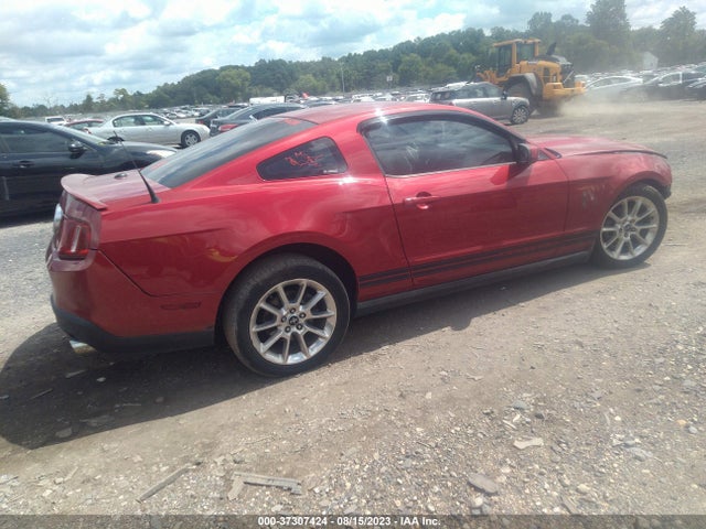 37307424 :رقم المزاد ، 1ZVBP8AN1A5123224 vin ، 2010 Ford Mustang V6 مزاد بيع