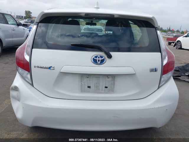 Toyota Prius C One/two/three/four 2015 JTDKDTB34F1580734 Image 9