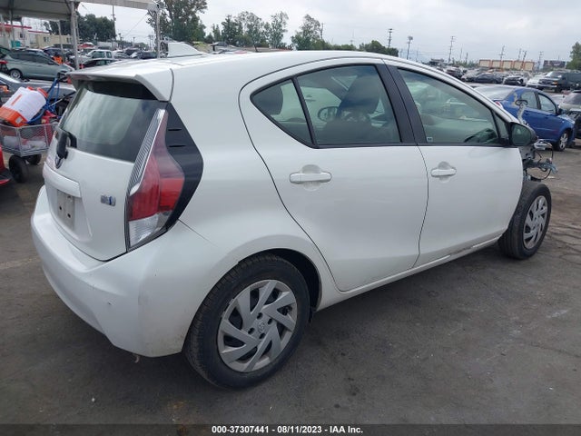 Toyota Prius C One/two/three/four 2015 JTDKDTB34F1580734 Image 11