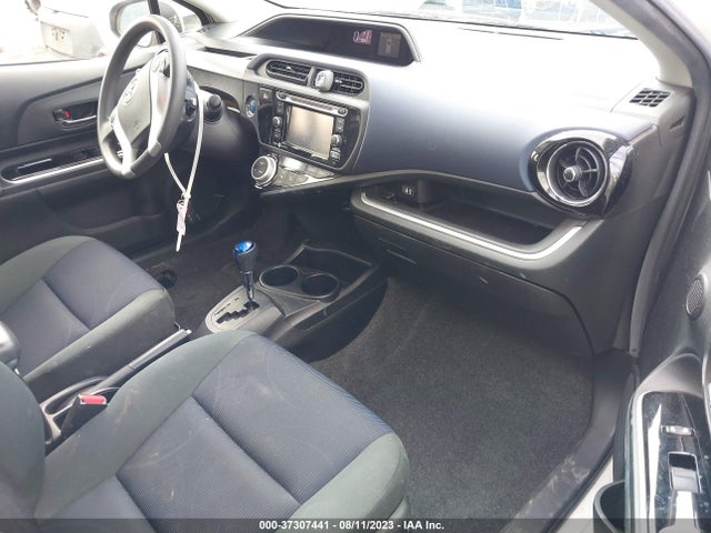 Toyota Prius C One/two/three/four 2015 JTDKDTB34F1580734 Image 12