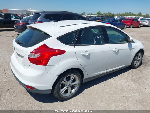 2014 FORD FOCUS SE VIN: 1FADP3K26EL307634