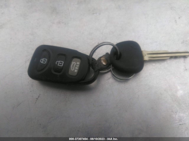 2017 HYUNDAI ELANTRA SE VIN: 5NPD74LF8HH081476