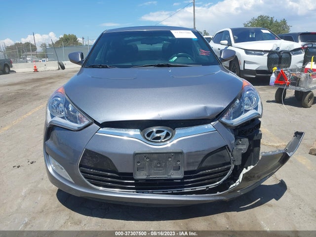 Hyundai Veloster Value Edition 2017 KMHTC6AD1HU314247 Image 12