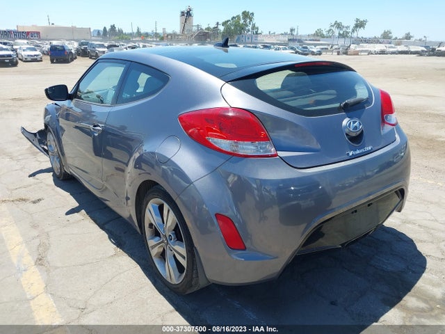 Hyundai Veloster Value Edition 2017 KMHTC6AD1HU314247 Image 3