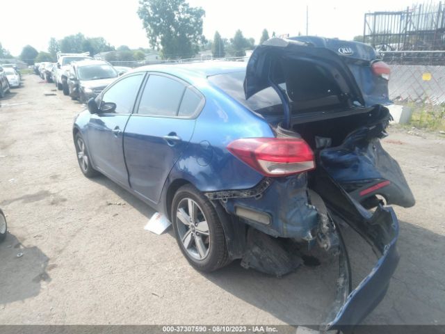 3KPFL4A79JE214949 KIA FORTE S
