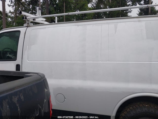 Chevrolet EXPRESS CARGO VAN 2019 1GCWGAFG0K1178780 Image 15