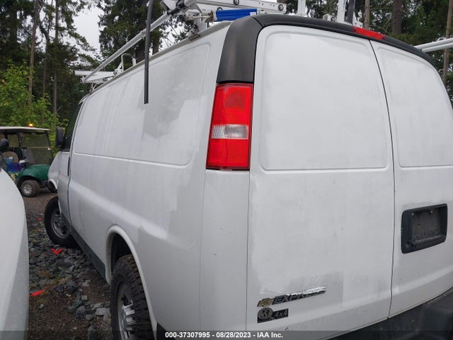 Chevrolet EXPRESS CARGO VAN 2019 1GCWGAFG0K1178780 Image 3