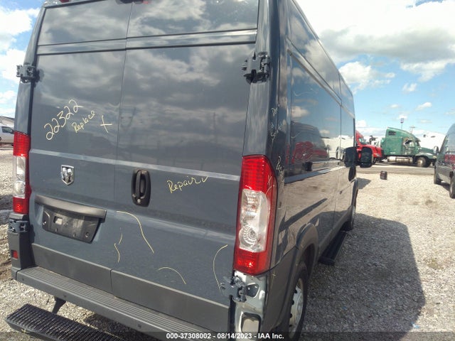 3C6TRVDG8JE160912 RAM Promaster Cargo Van