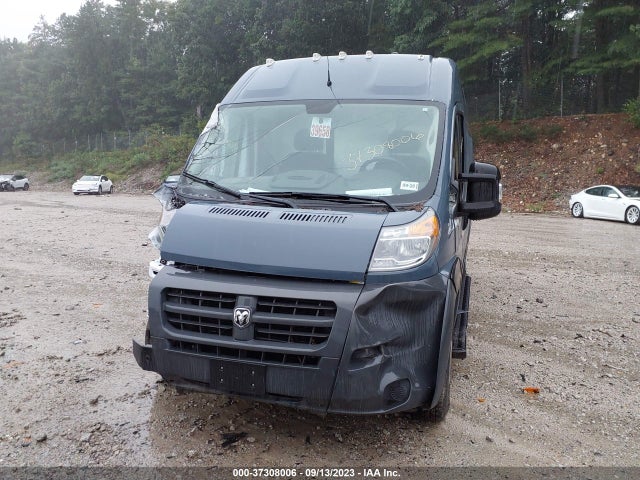 3C6TRVDG9JE160949 RAM Promaster Cargo Van