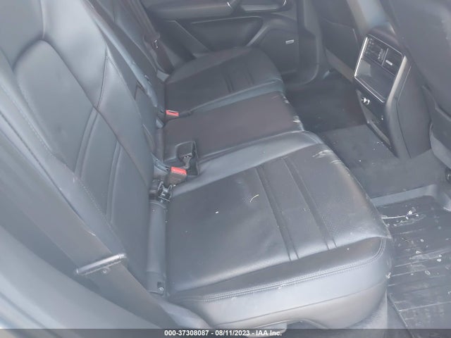 WP1AA2AY1KDA15229 Porsche Cayenne