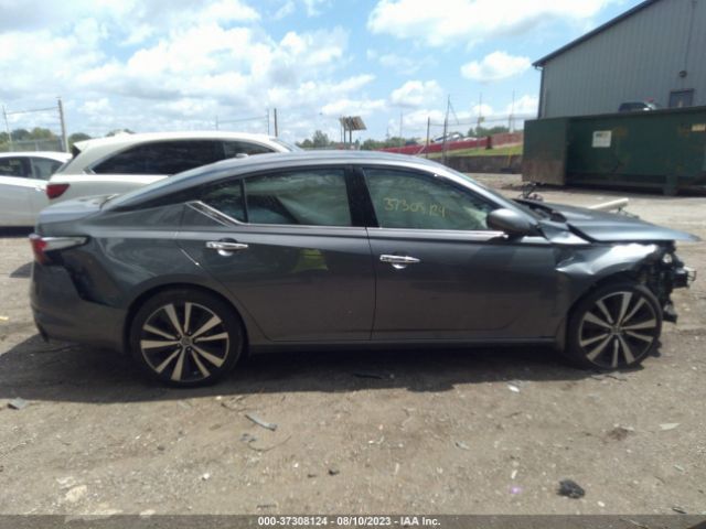 1N4BL4FW4KC176561 Nissan Altima 2.5 Platinum