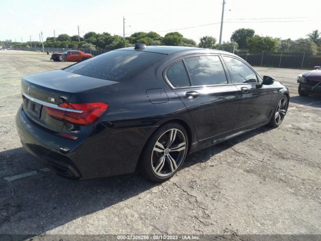 WBA7E2C57KB217780 BMW 7 Series 740i
