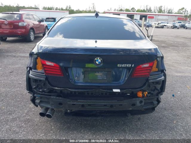 WBA5A5C5XED505581 BMW 5 Series 528i