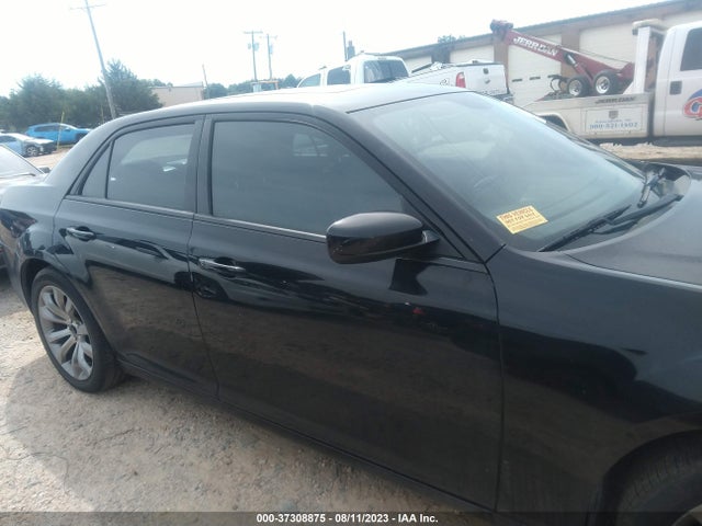 2C3CCABGXEH323029 Chrysler 300 300s