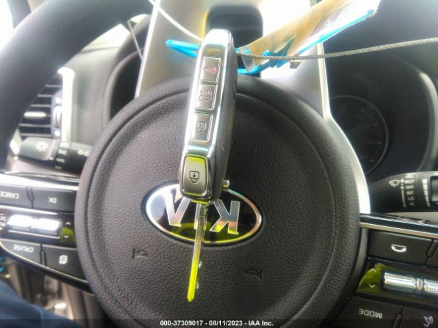 KNDPM3ACXN7028027 KIA Sportage Lx