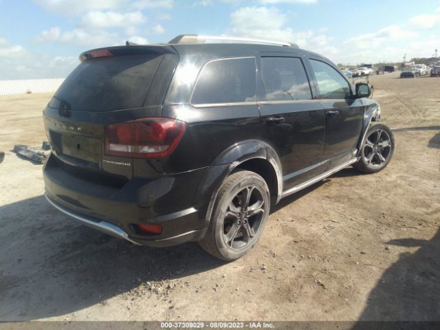 3C4PDCGB2LT267904 Dodge Journey Crossroad