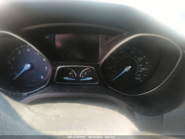 1FADP3F25JL289020 Ford FOCUS SE