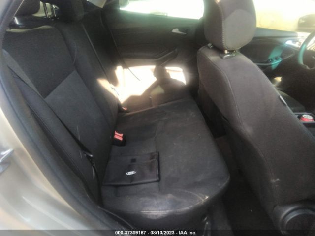 1FADP3F25JL289020 Ford FOCUS SE
