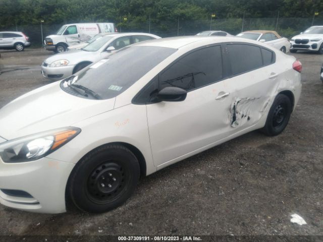 KNAFK4A65E5066162 KIA FORTE LX