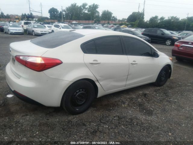KNAFK4A65E5066162 KIA FORTE LX