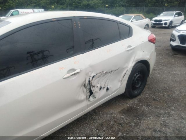KNAFK4A65E5066162 KIA FORTE LX