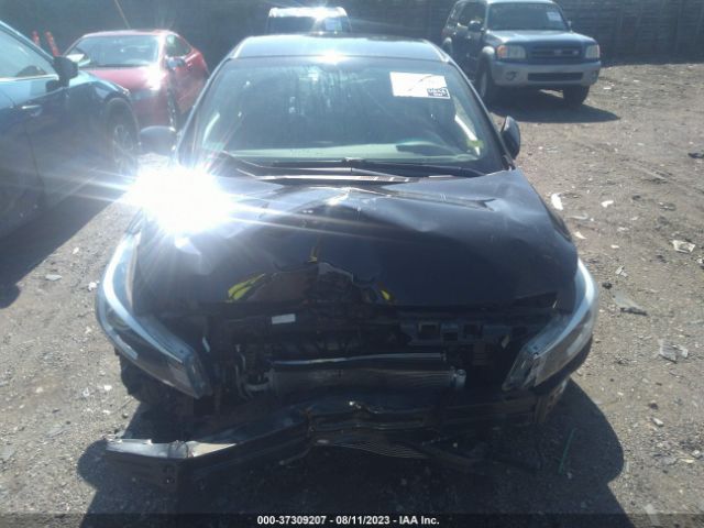 3KPFK4A78JE240784 KIA FORTE LX