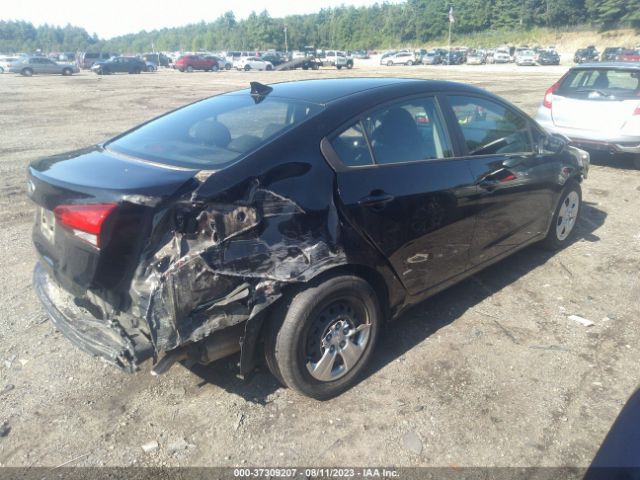 3KPFK4A78JE240784 KIA FORTE LX