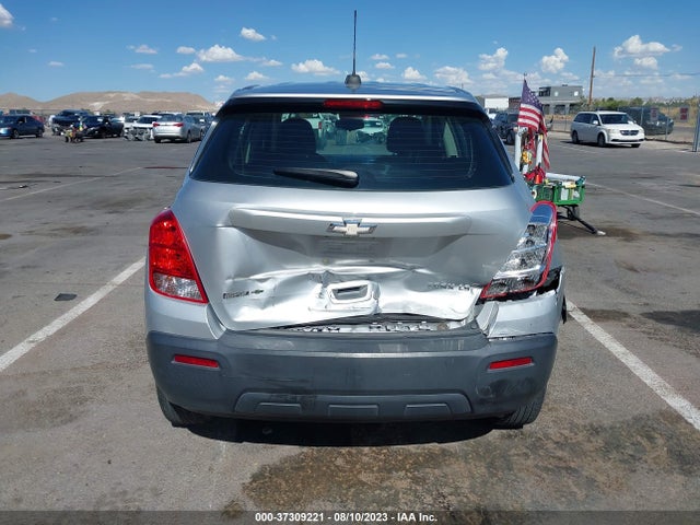 Chevrolet TRAX LS 2015 3GNCJKSB2FL223454 Image 16