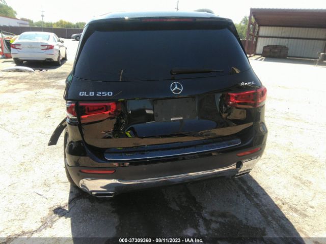 W1N4M4HB5LW031578 Mercedes-Benz GLB 250