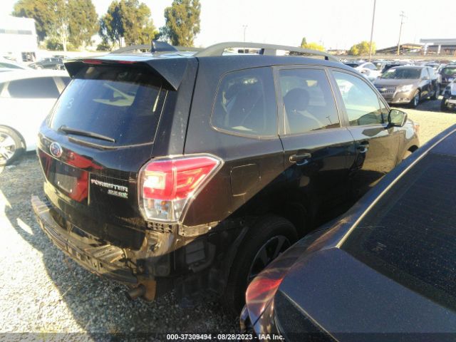 JF2SJAEC8HH401986 Subaru Forester Premium
